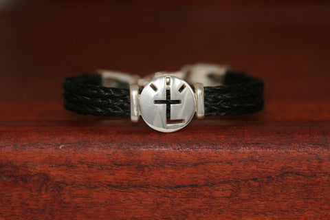 Brand-It Small Disc on a Casual Upscale Bracelet