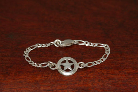 Medium Star on Silver Chain