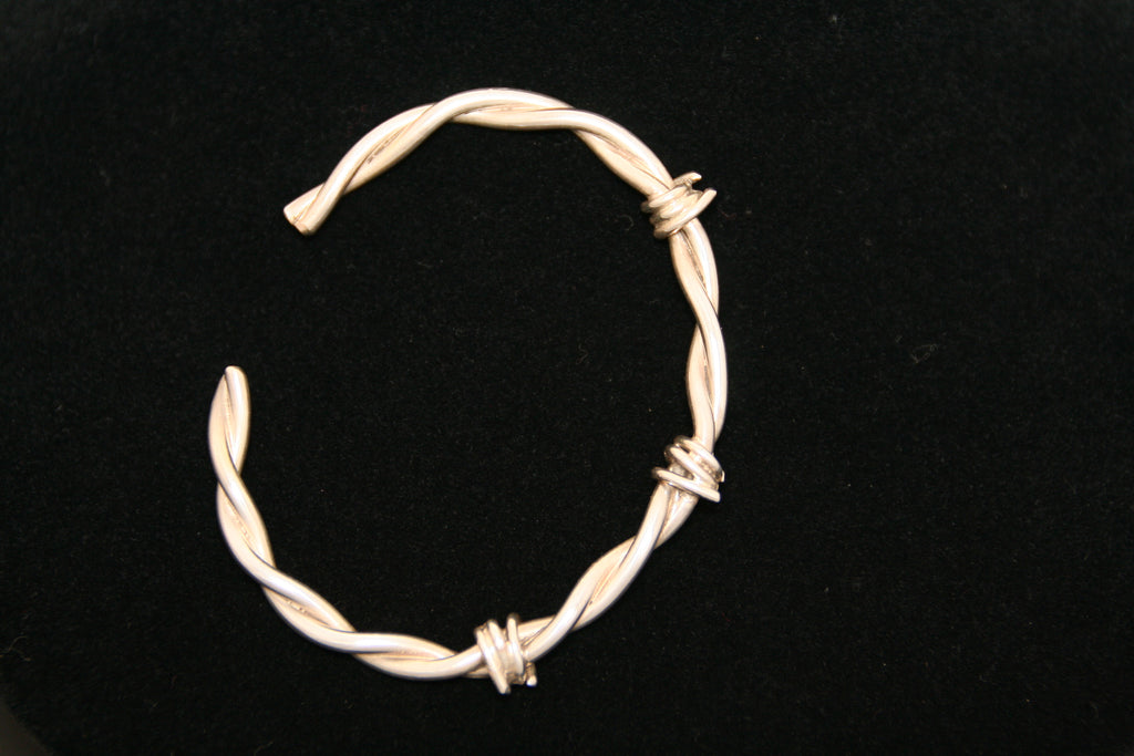 Barbed Wire Cuff Bracelet in Nickel - Female -Large