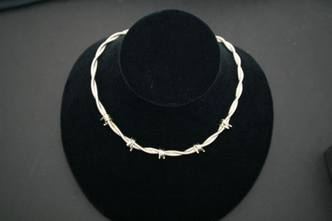 Barbed Wire Female Cuff Necklace in Sterling Silver - Medium