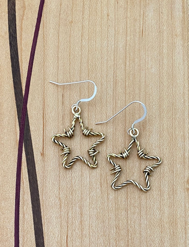 Barbed Wire Star Earrings in Brass -small