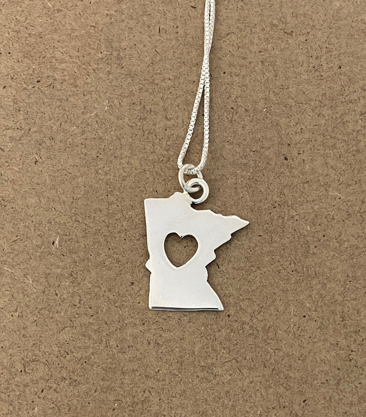 Minnesota Heart ❤️ Cut Through Charm