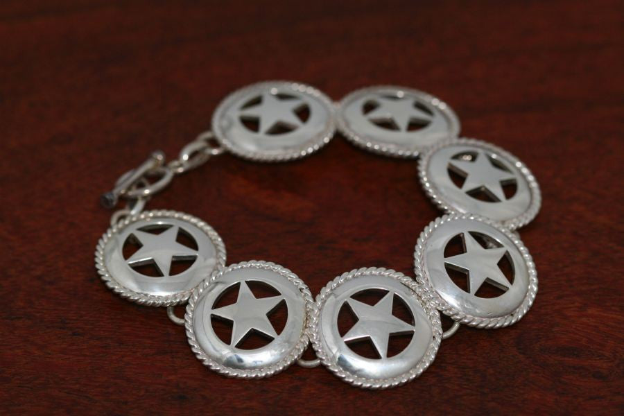 Medium Star with Rope Continuous Bracelet