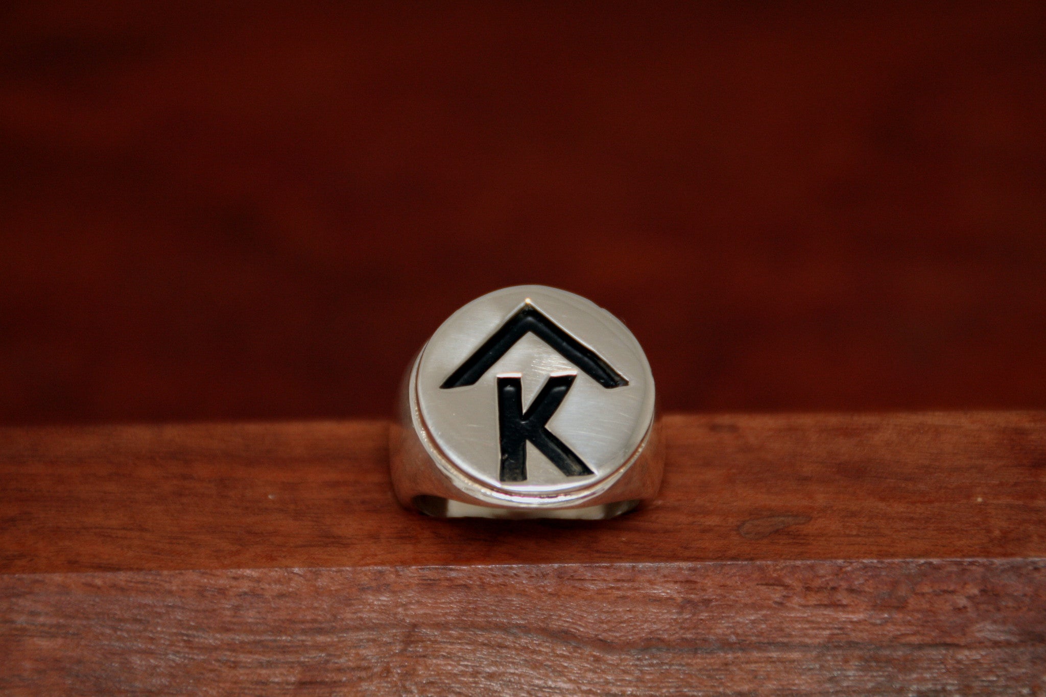 New Style Circular Brand Ring - Medium